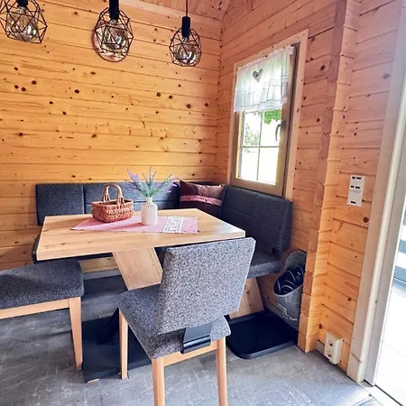 Haeuslein-waldesruh Holiday home *