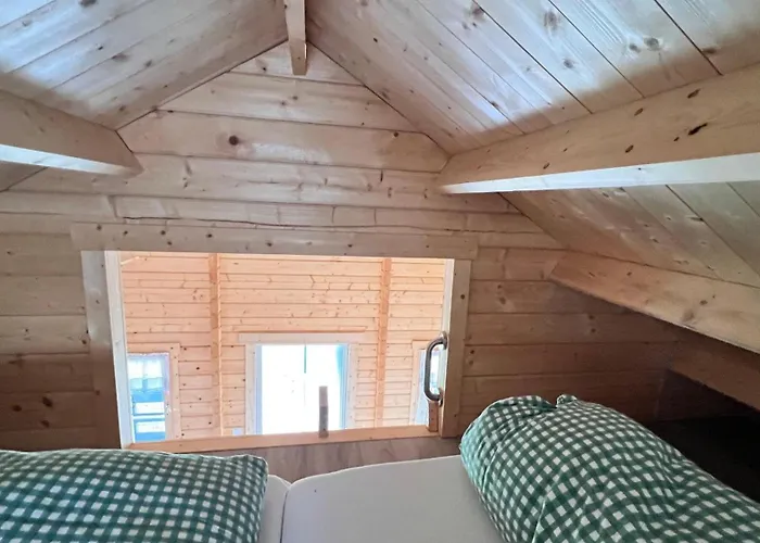 Haeuslein-waldesruh بيت للعطل