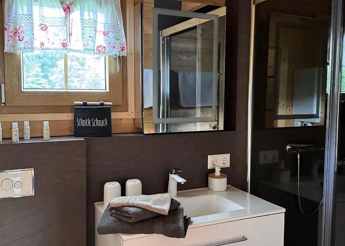 Haeuslein-waldesruh بيت للعطل